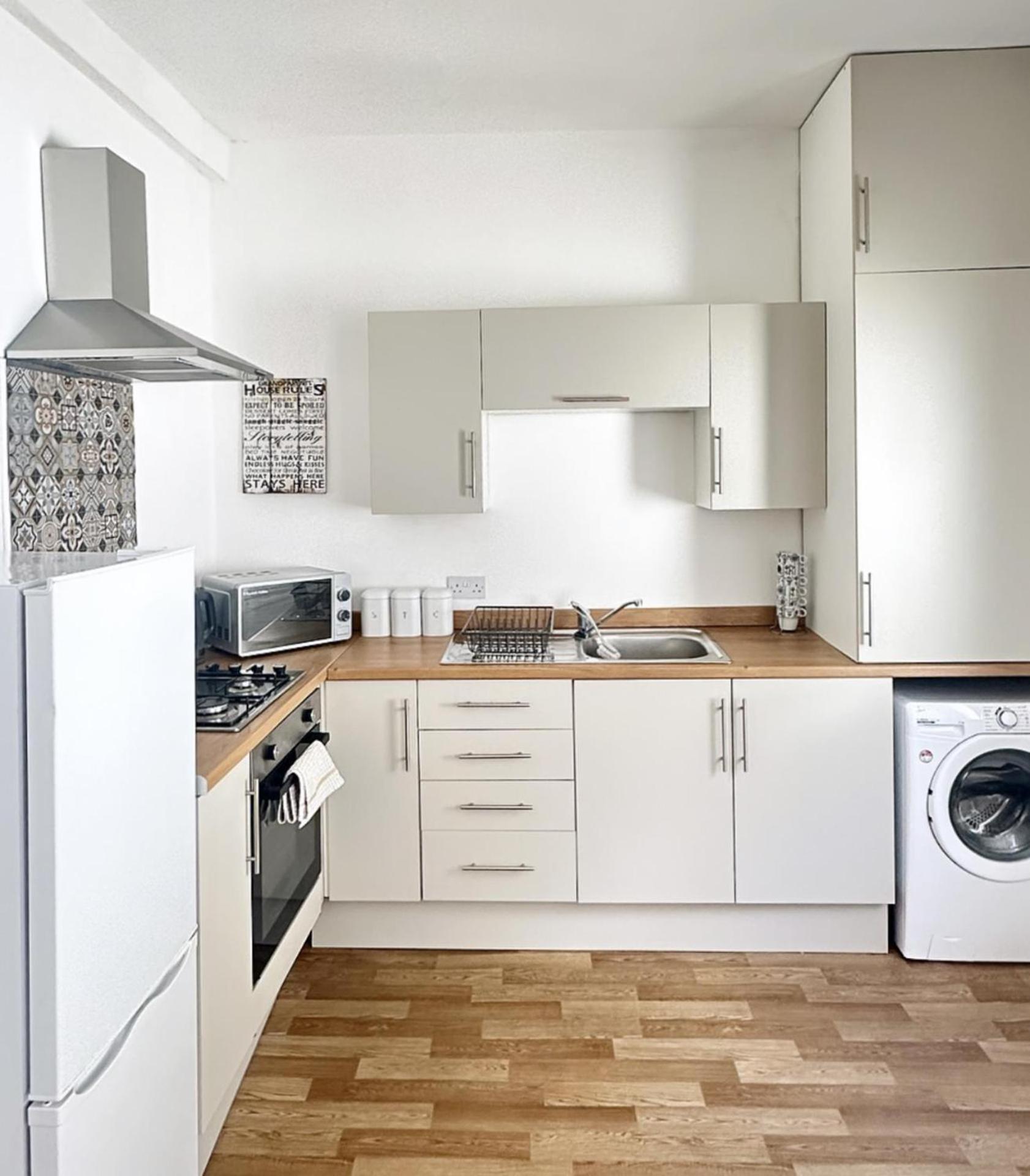3 Bedroom House Near Liverpool Football Stadium エクステリア 写真